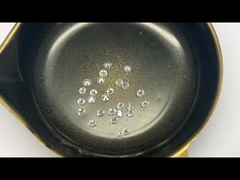 Loses Labor gewachsene Diamanten